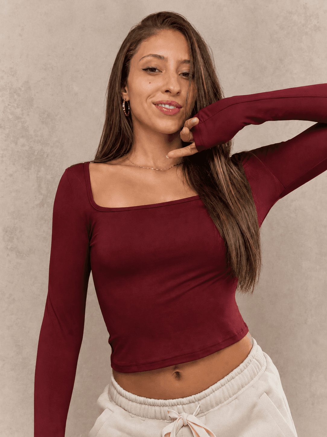 Top Cropped Manga Longa com decote quadrado